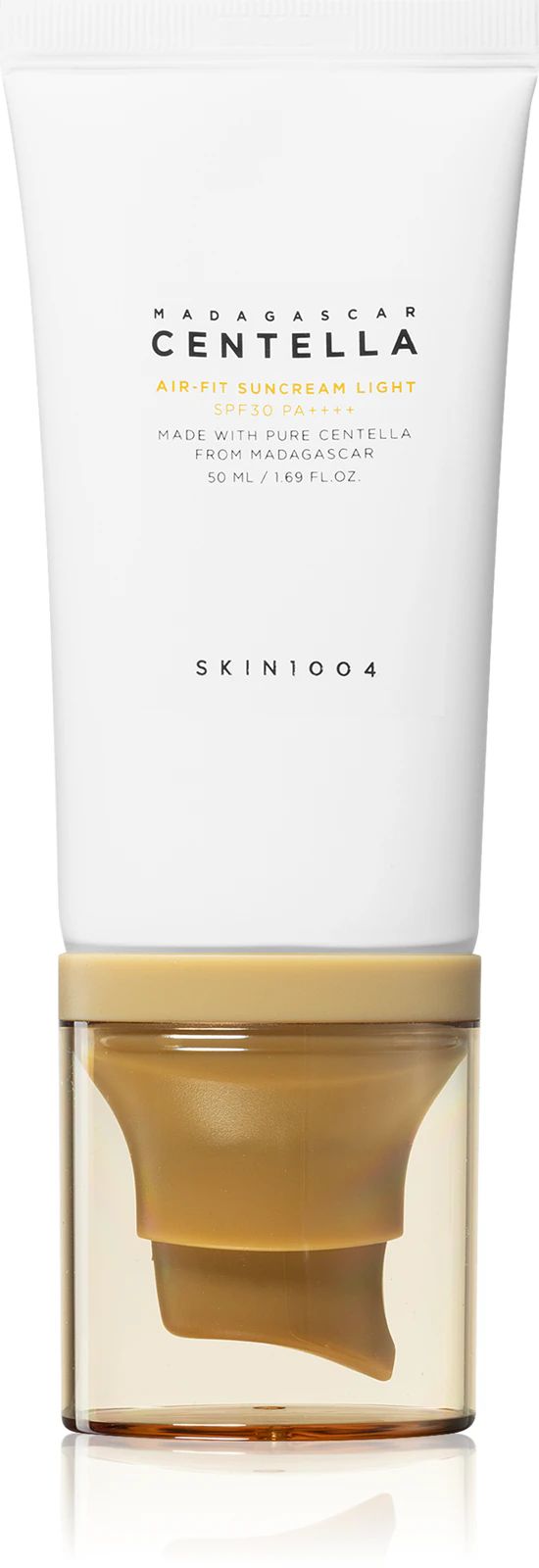 Купити Мінеральний захисний флюїд для обличчя SPF 30 SKIN1004 Madagascar Centella Air-Fit Suncream Light на Elune.com.ua